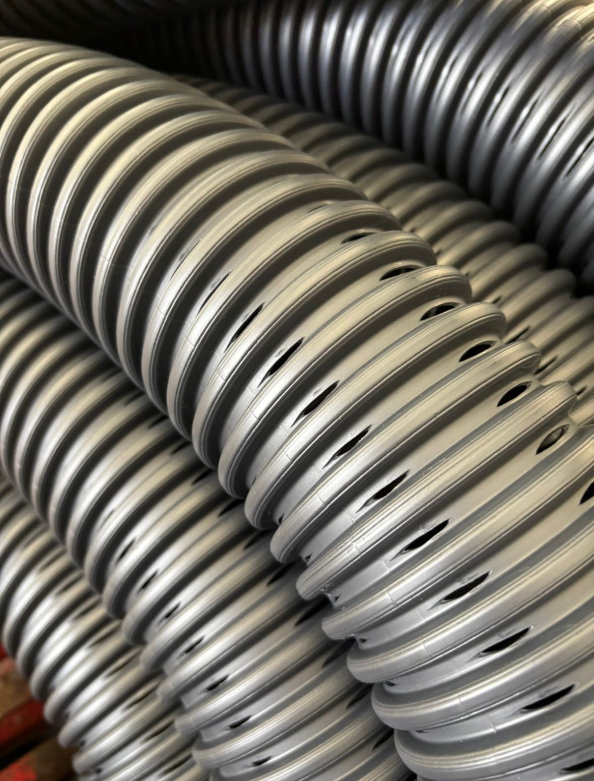 Tubo Duto PEAD Corrugado Dreno Perfurado Helicoidal ECO 8" 200mm Barra 6mts